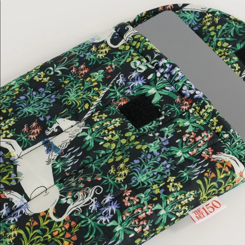 BAGGU x The Met Unicorn Laptop Pouch 13”